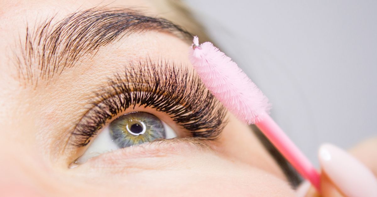 Long eyelash extensions