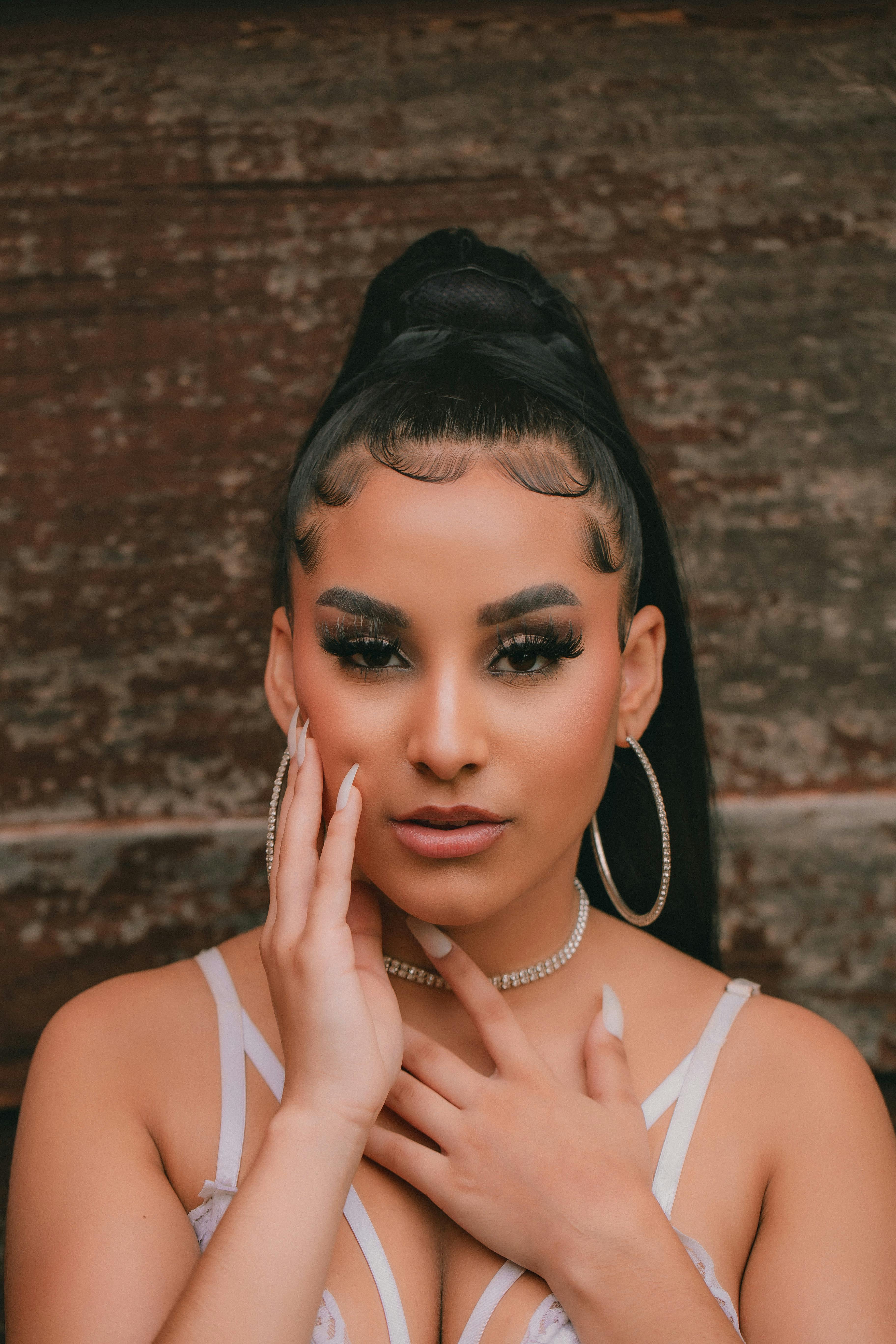 Woman with False lashes